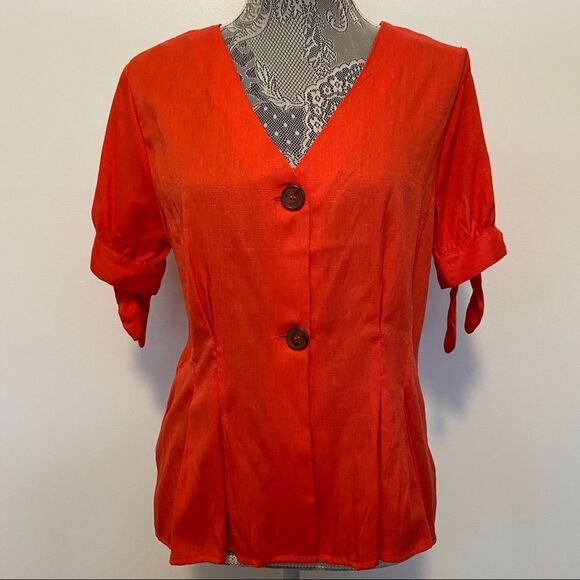 One love clothing - NWT - Coral Button down blouse - Picture 2 of 8